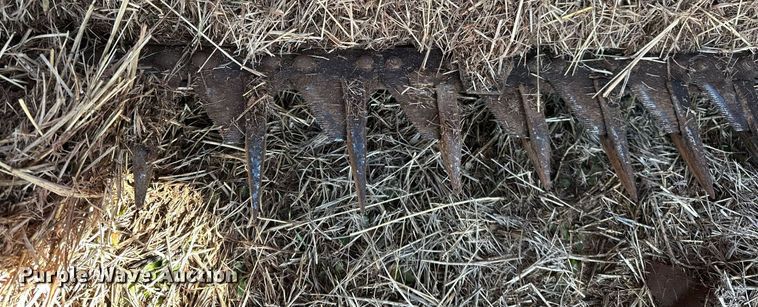 image for item EK0435 Hesston 1265T swather / windrower