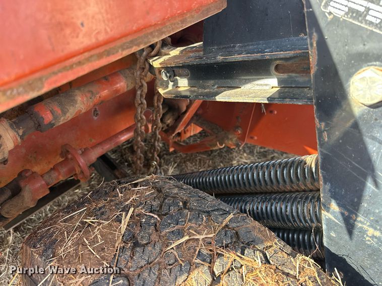 image for item EK0435 Hesston 1265T swather / windrower