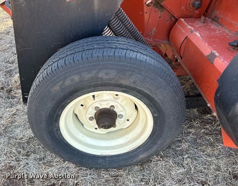 image for item EK0435 Hesston 1265T swather / windrower