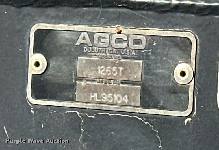 image for item EK0435 Hesston 1265T swather / windrower