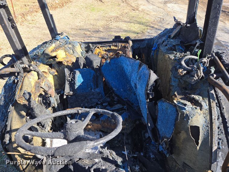 image for item EL5683 New Holland 4030 tractor