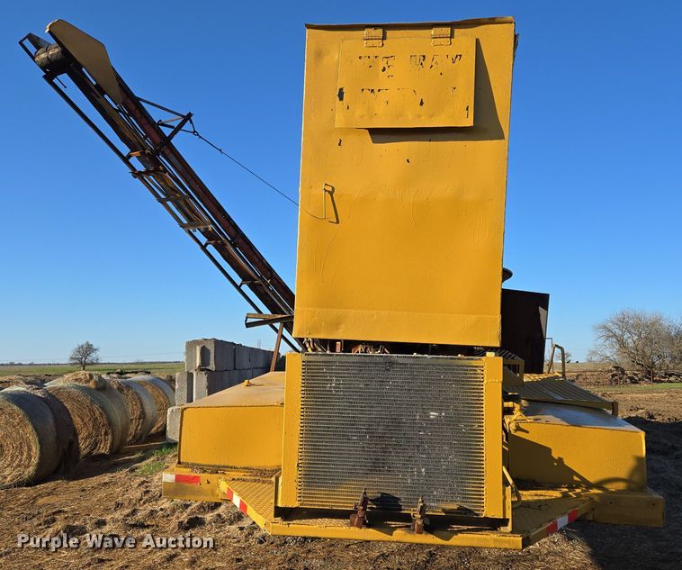 image for item EL5685 2004 Mighty Giant tub grinder