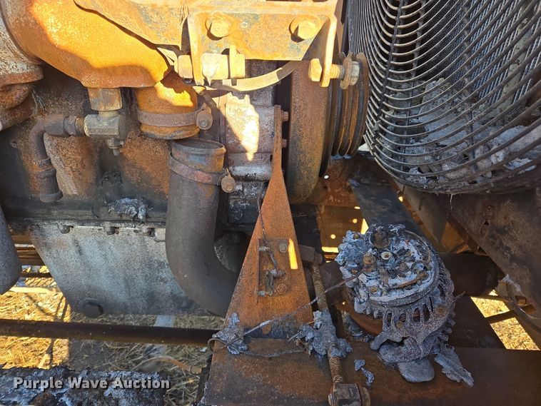 image for item EL5685 2004 Mighty Giant tub grinder