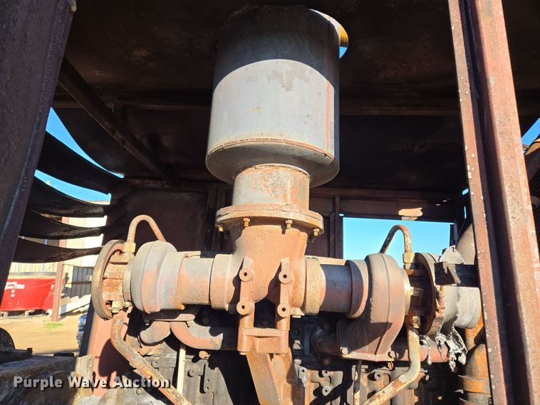 image for item EL5685 2004 Mighty Giant tub grinder