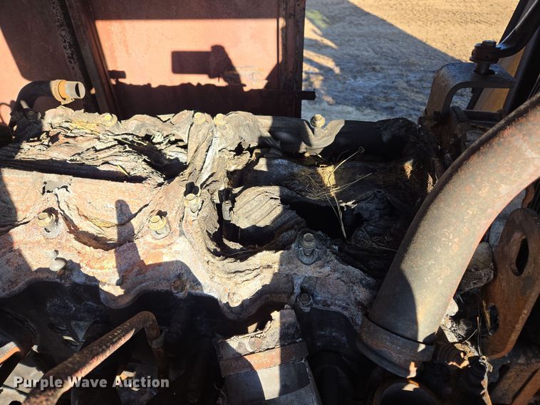 image for item EL5685 2004 Mighty Giant tub grinder