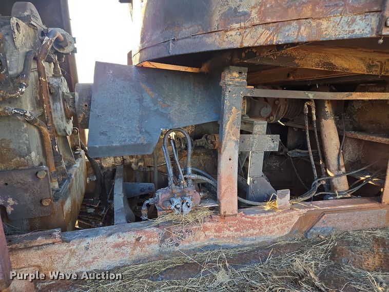 image for item EL5685 2004 Mighty Giant tub grinder