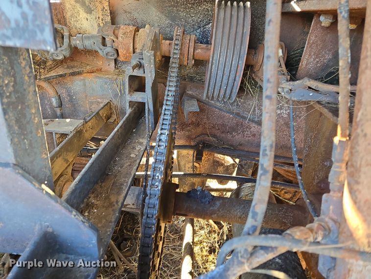 image for item EL5685 2004 Mighty Giant tub grinder