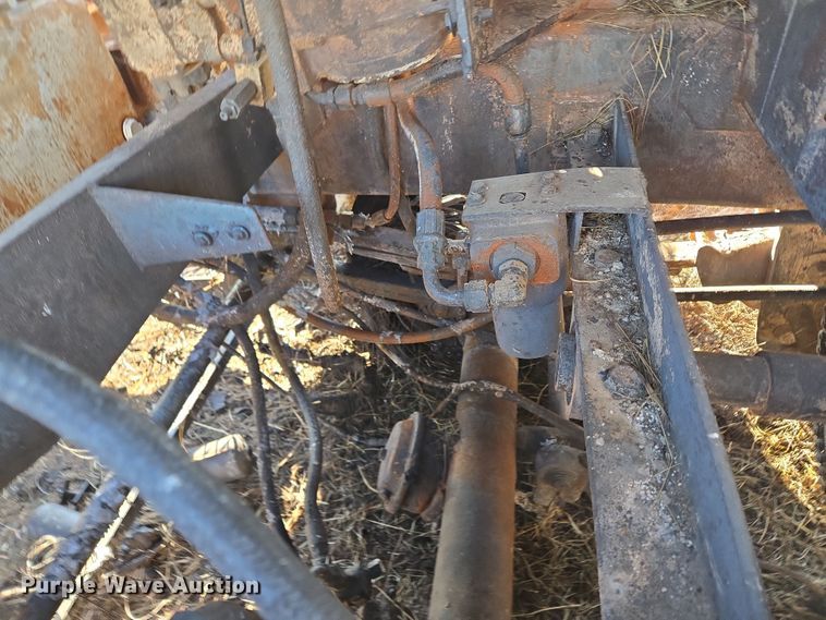 image for item EL5685 2004 Mighty Giant tub grinder