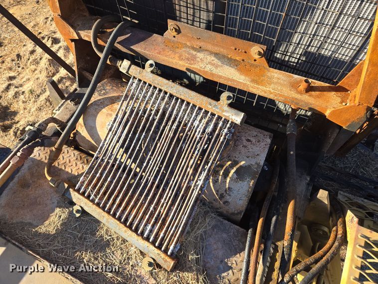 image for item EL5685 2004 Mighty Giant tub grinder