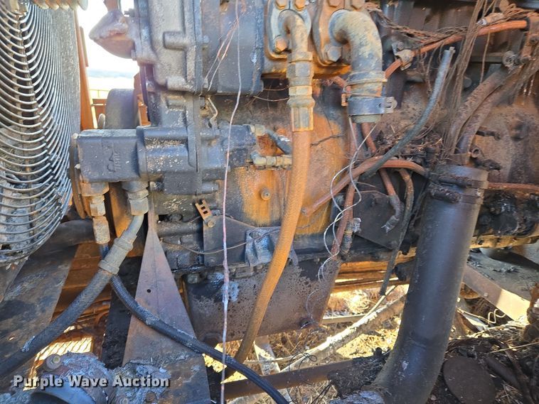 image for item EL5685 2004 Mighty Giant tub grinder