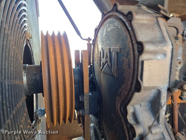 image for item EL5685 2004 Mighty Giant tub grinder