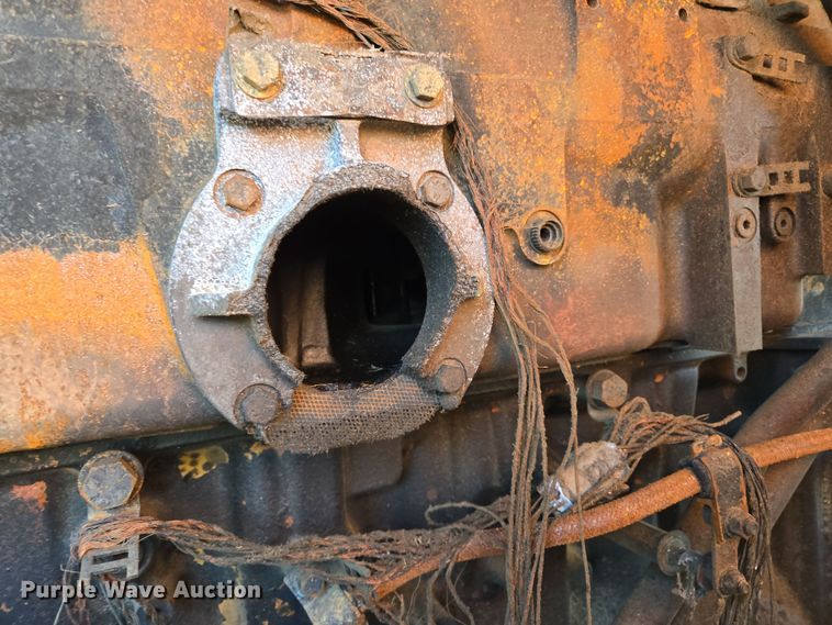 image for item EL5685 2004 Mighty Giant tub grinder