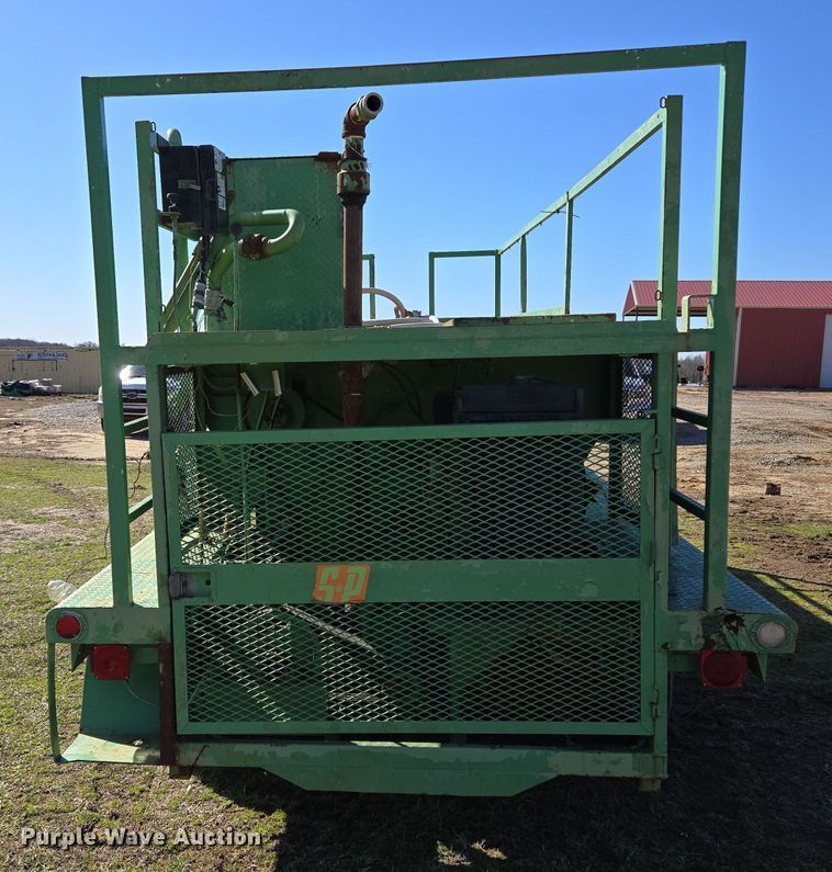 image for item EL5690 Hydroseeder