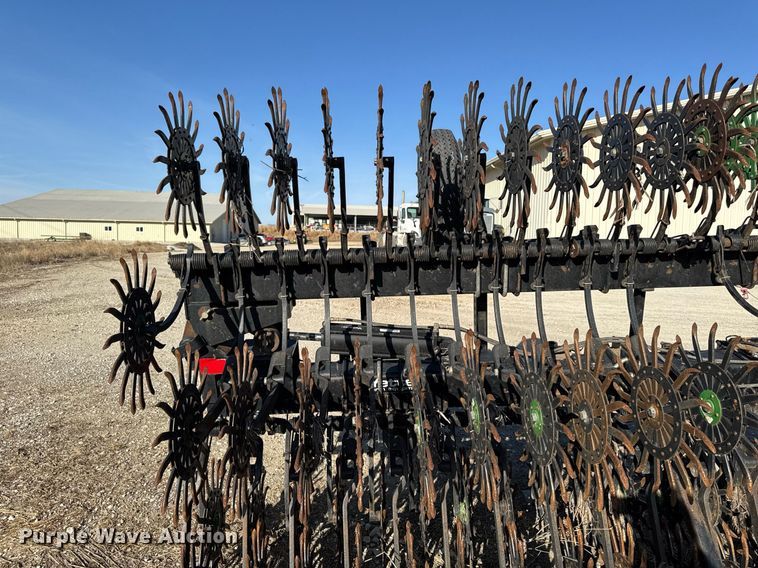 image for item EM3573 Yetter 3541 rotary hoe