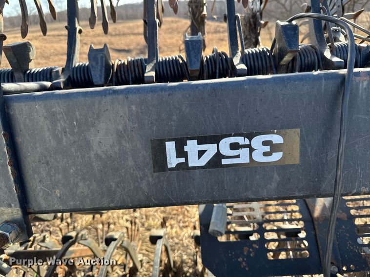 image for item EM3573 Yetter 3541 rotary hoe