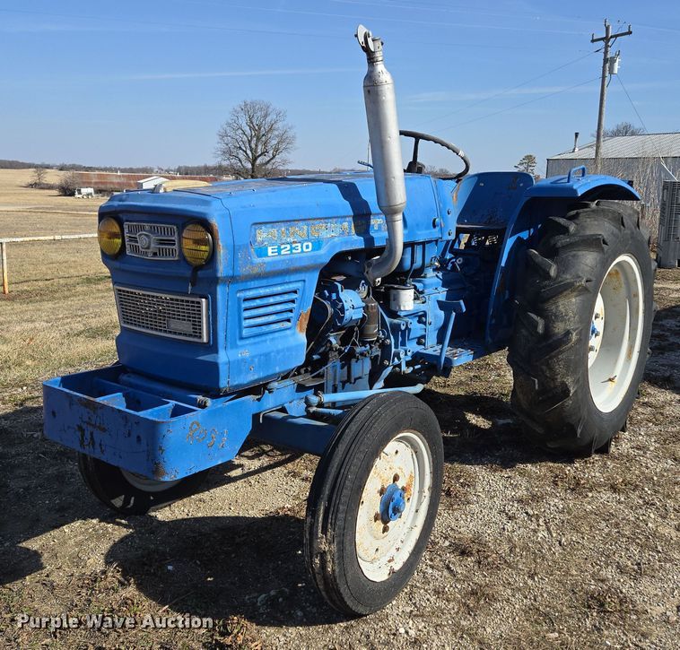 image for item EN3500 Hinomoto E230 tractor