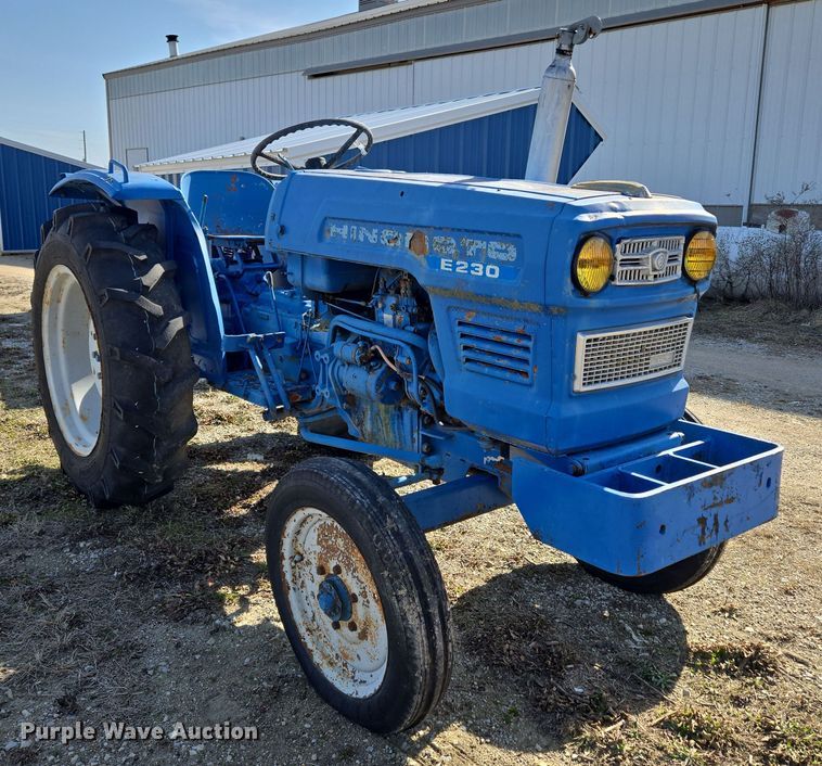 image for item EN3500 Hinomoto E230 tractor
