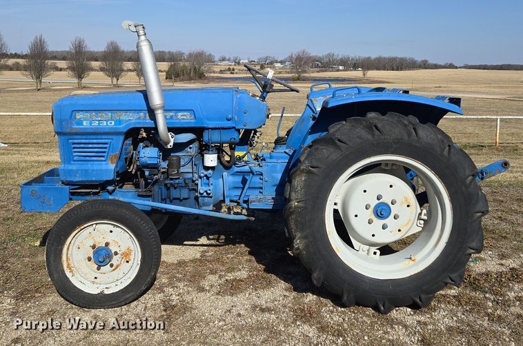 image for item EN3500 Hinomoto E230 tractor