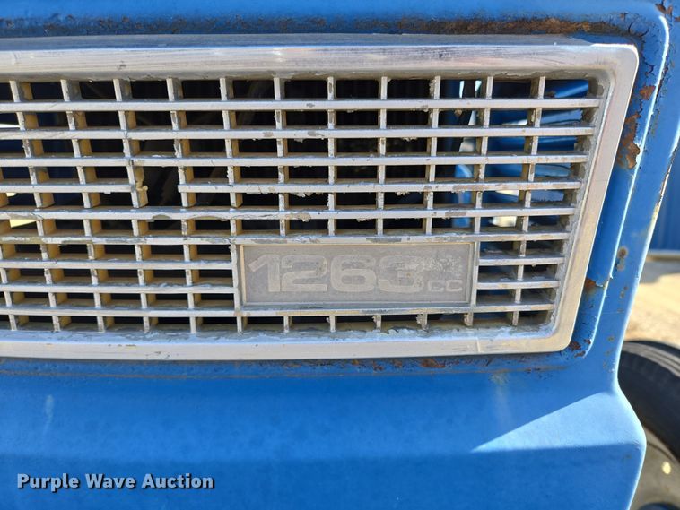 image for item EN3500 Hinomoto E230 tractor