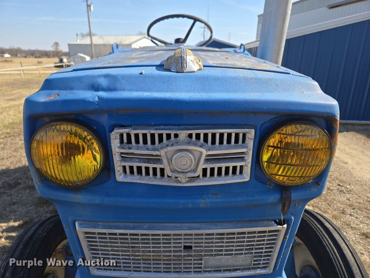 image for item EN3500 Hinomoto E230 tractor