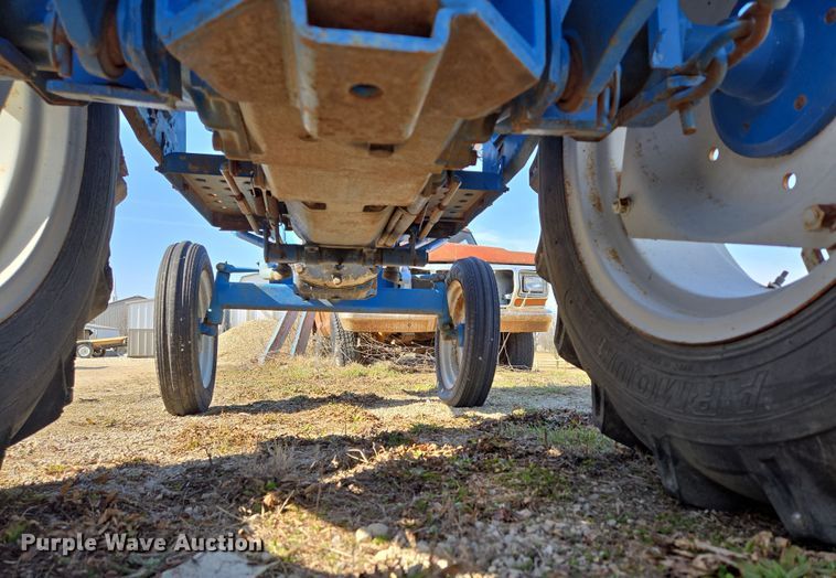 image for item EN3500 Hinomoto E230 tractor