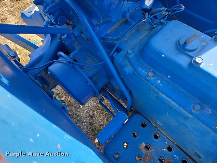 image for item EN3500 Hinomoto E230 tractor