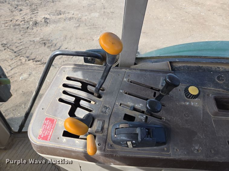 image for item EN6009 2004 John Deere 6415 MFWD tractor