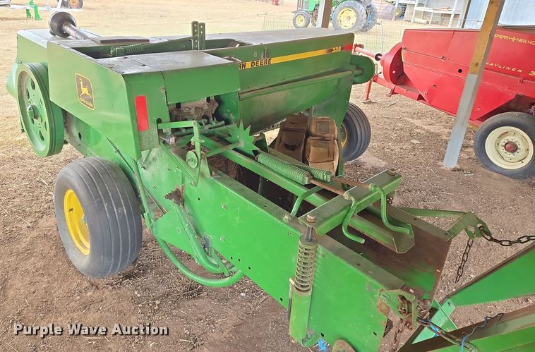 image for item EN8699 1994 John Deere 338 small square baler