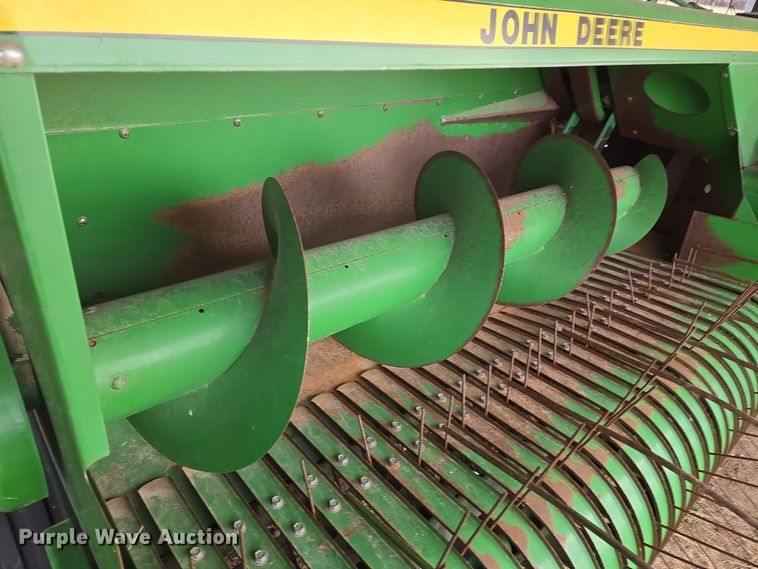 image for item EN8699 1994 John Deere 338 small square baler