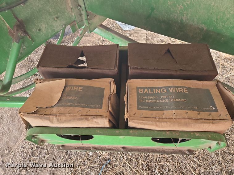 image for item EN8699 1994 John Deere 338 small square baler