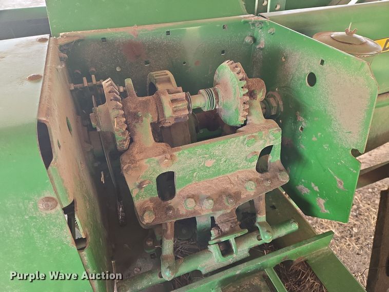 image for item EN8699 1994 John Deere 338 small square baler