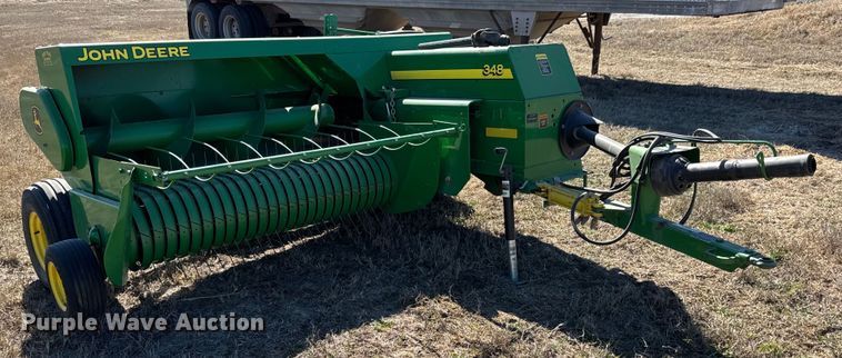 image for item EQ1120 2007 John Deere 348W small square baler