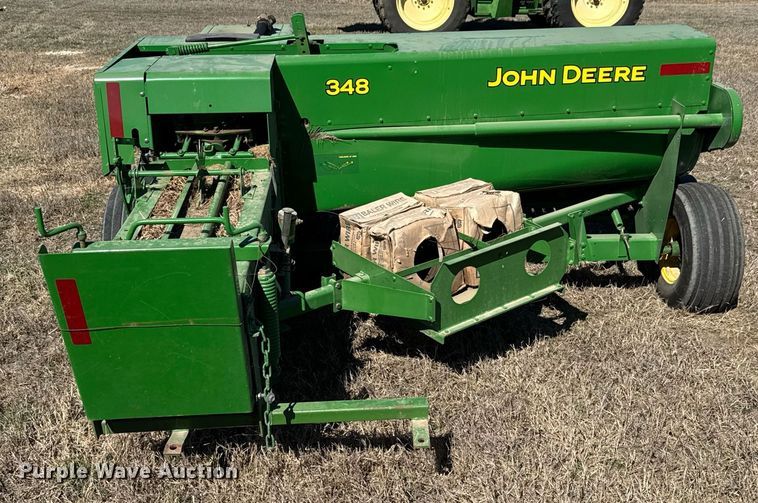 image for item EQ1120 2007 John Deere 348W small square baler