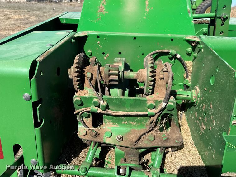 image for item EQ1120 2007 John Deere 348W small square baler