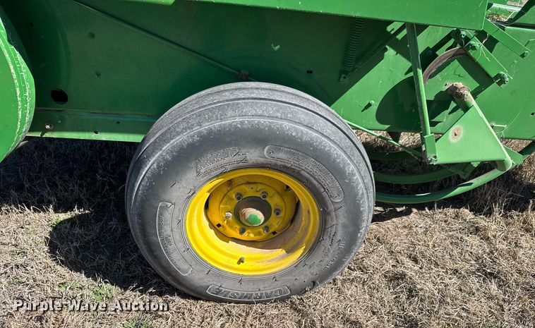 image for item EQ1120 2007 John Deere 348W small square baler