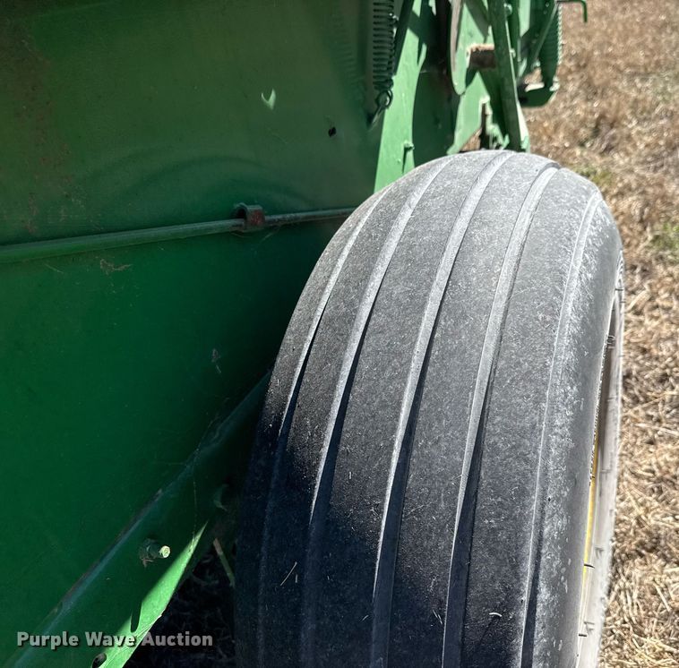 image for item EQ1120 2007 John Deere 348W small square baler