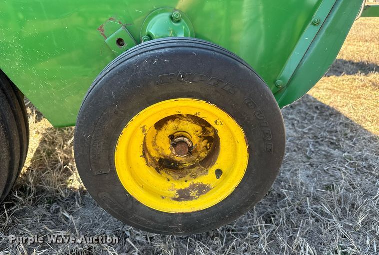 image for item EQ1120 2007 John Deere 348W small square baler