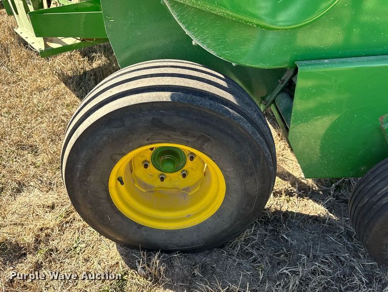 image for item EQ1120 2007 John Deere 348W small square baler