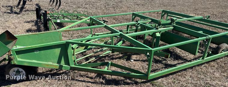 image for item EQ1121 Pacemaker bale accumulator