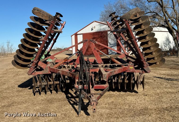 image for item EQ1124 International 490 double off-set disk