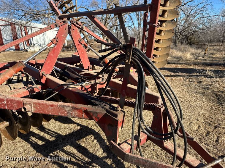 image for item EQ1124 International 490 double off-set disk