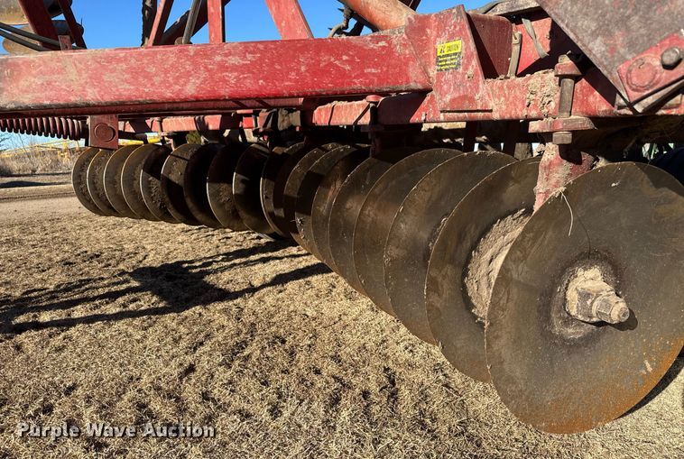 image for item EQ1124 International 490 double off-set disk