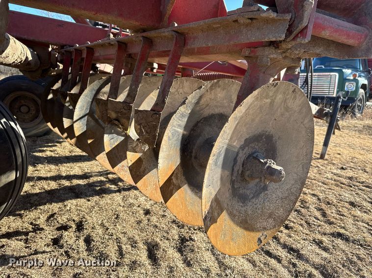 image for item EQ1124 International 490 double off-set disk