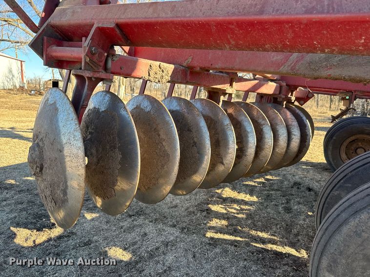 image for item EQ1124 International 490 double off-set disk