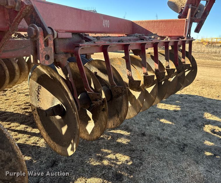 image for item EQ1124 International 490 double off-set disk