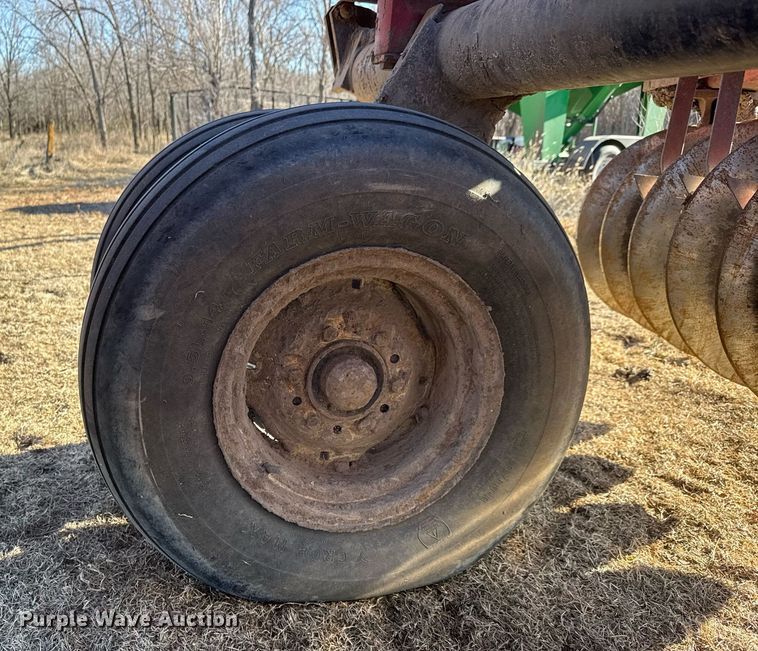 image for item EQ1124 International 490 double off-set disk