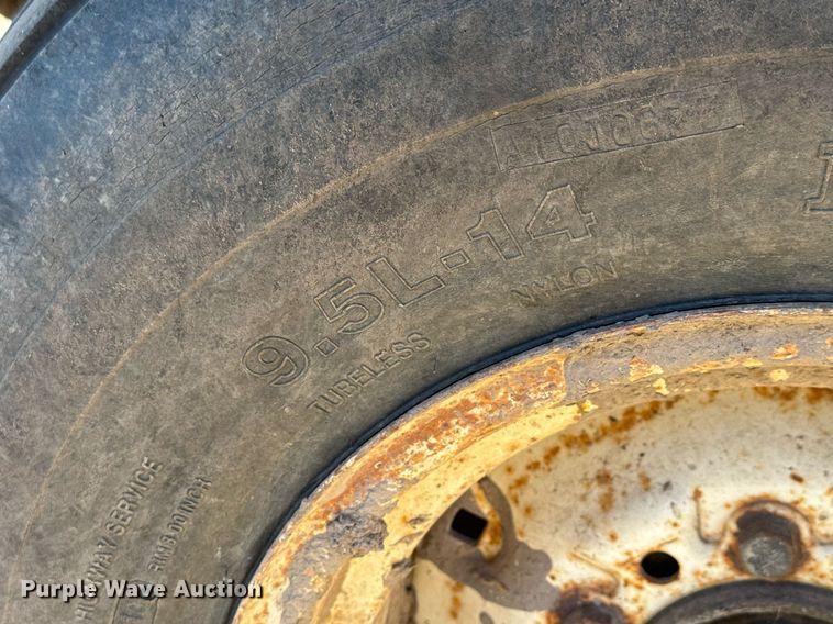 image for item EQ1124 International 490 double off-set disk