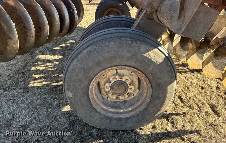 image for item EQ1124 International 490 double off-set disk