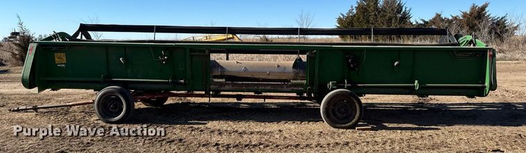 image for item EQ1125 1991 John Deere 925 rigid head