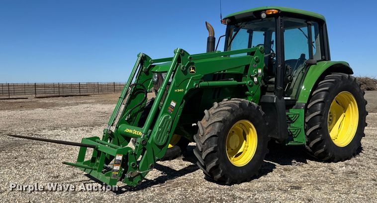 image for item EQ1127 2013 John Deere 6125M MFWD tractor